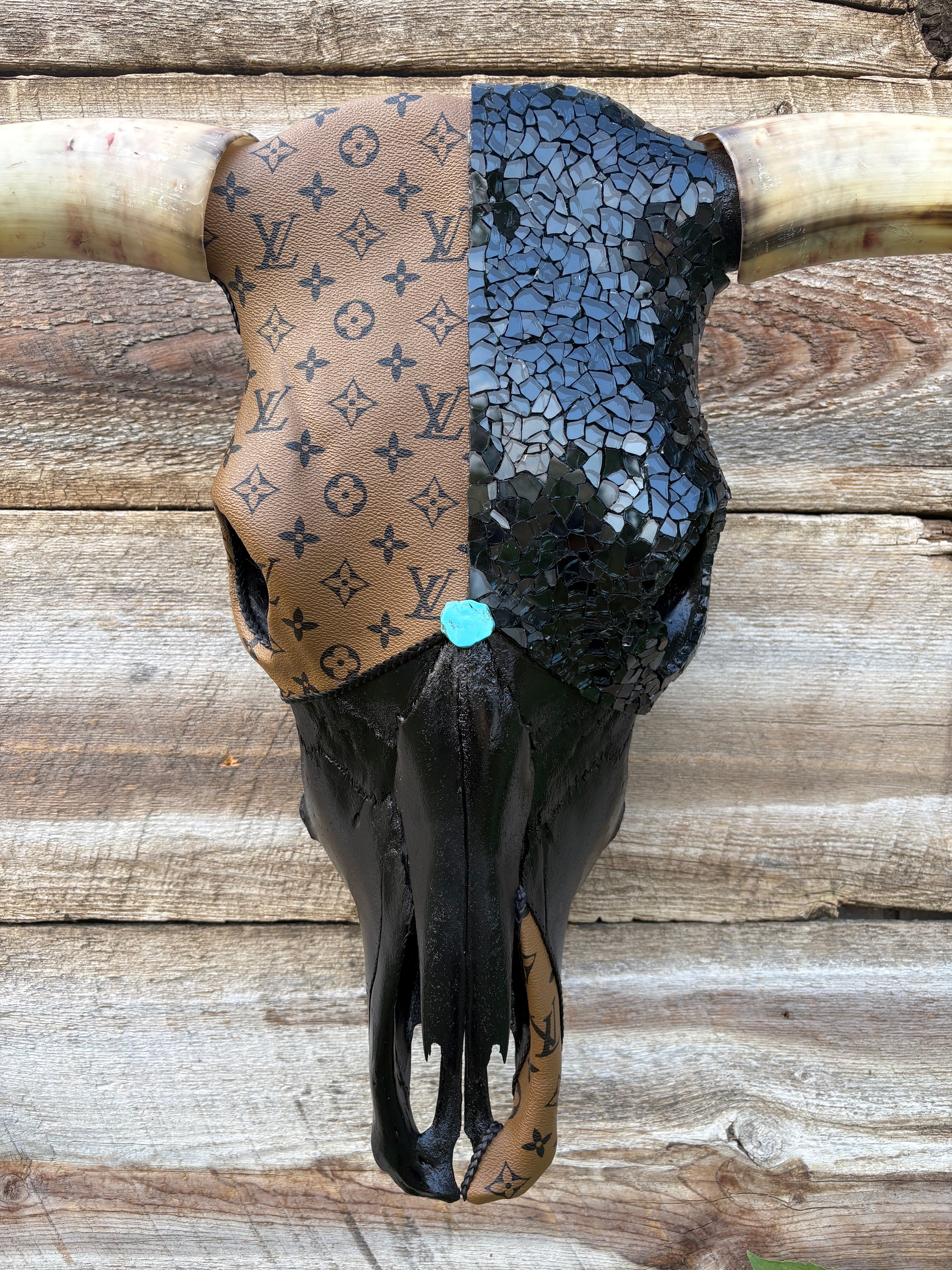 LV & Black Glass